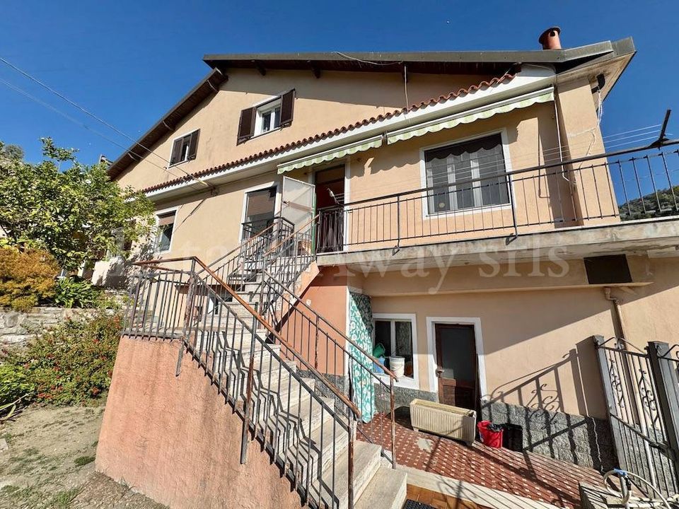 Villa i Vallecrosia, Imperia - bilde 3