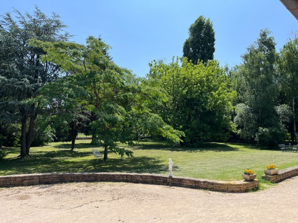 Villa i Tournus, Saone-et-Loire - bilde 3