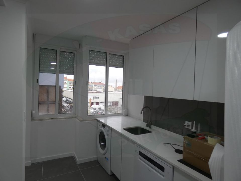 Lejlighed i Amadora, Lisbon - foto 4