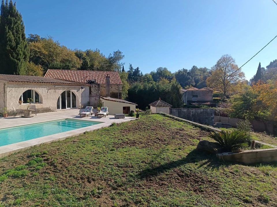 Villa in Contes, Alpes-Maritimes - foto 1