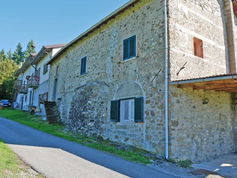 Erhvervsejendom i Fivizzano, Massa and Carrara - foto 4