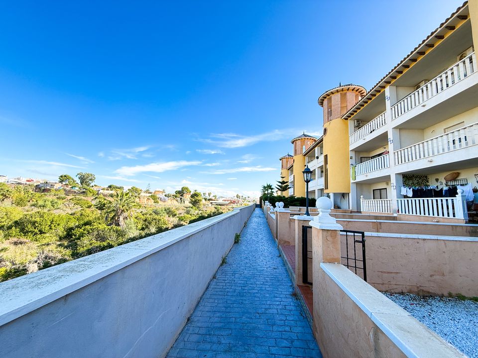 Lejlighed i Cabo Roig, Alicante - foto 2