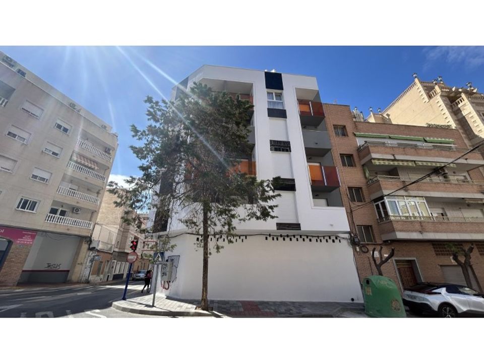 Lejlighed i Alicante, Alicante - foto 2