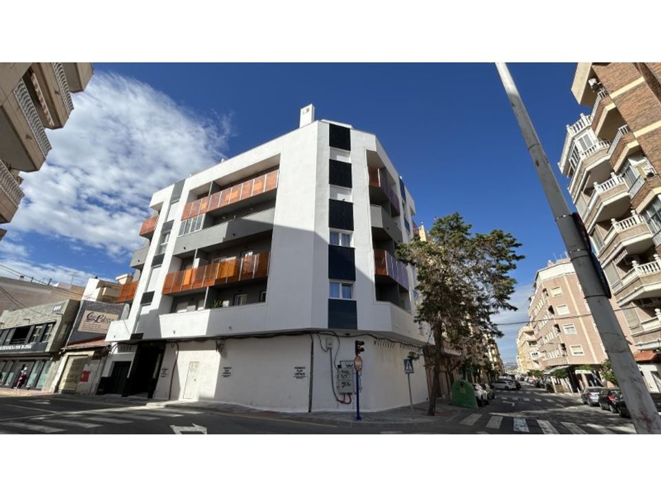 Lejlighed i Alicante, Alicante - foto 3
