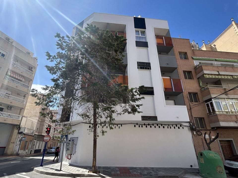 Lejlighed i Torrevieja, Alicante - foto 2