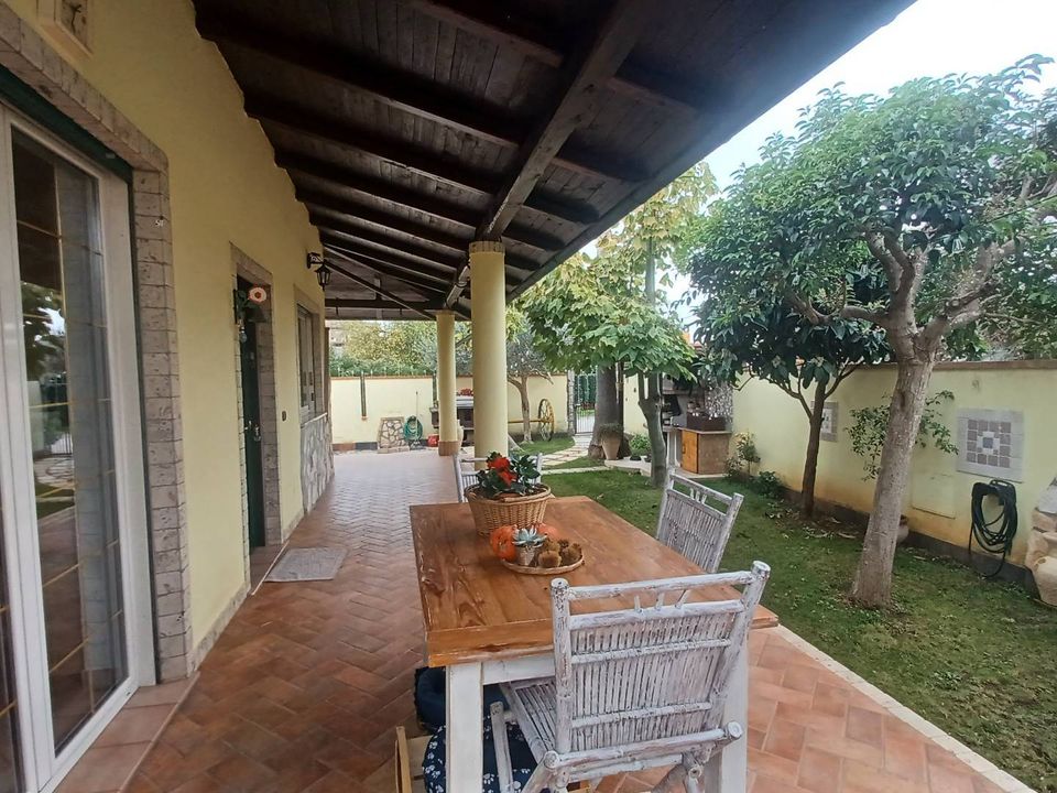 Villa i Latina, Latina - foto 1
