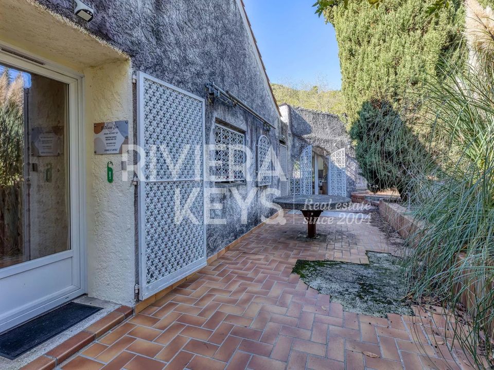 Villa in Contes, Alpes-Maritimes - foto 3