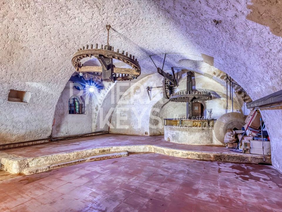 Villa in Contes, Alpes-Maritimes - foto 4
