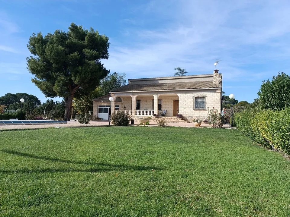 Villa en Yecla, Murcia - foto 1