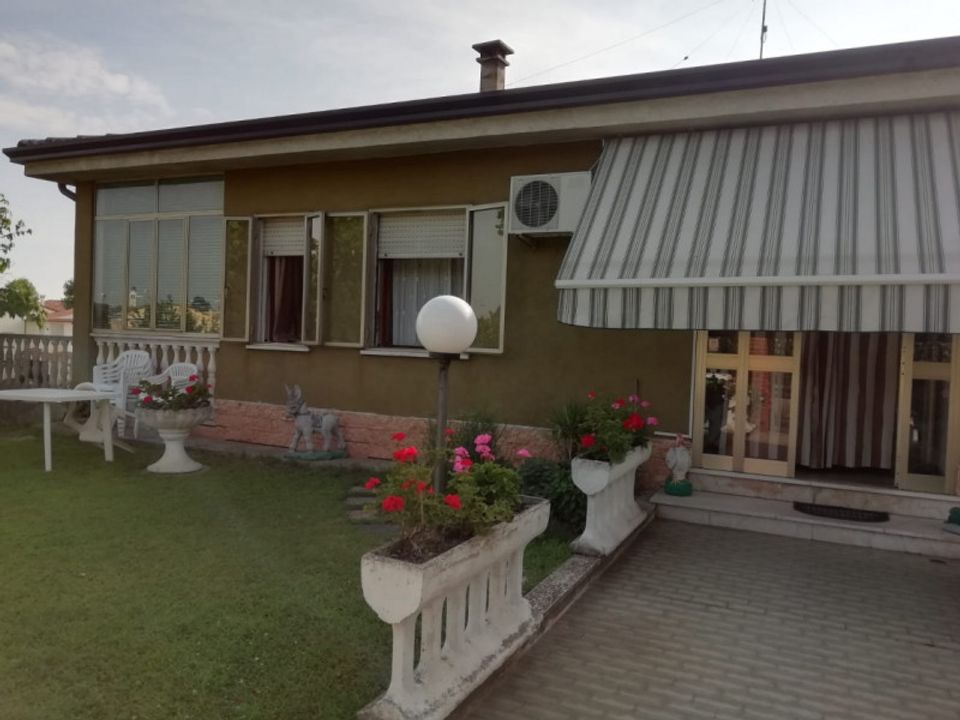 Villa i Badia Polesine, Rovigo - foto 1