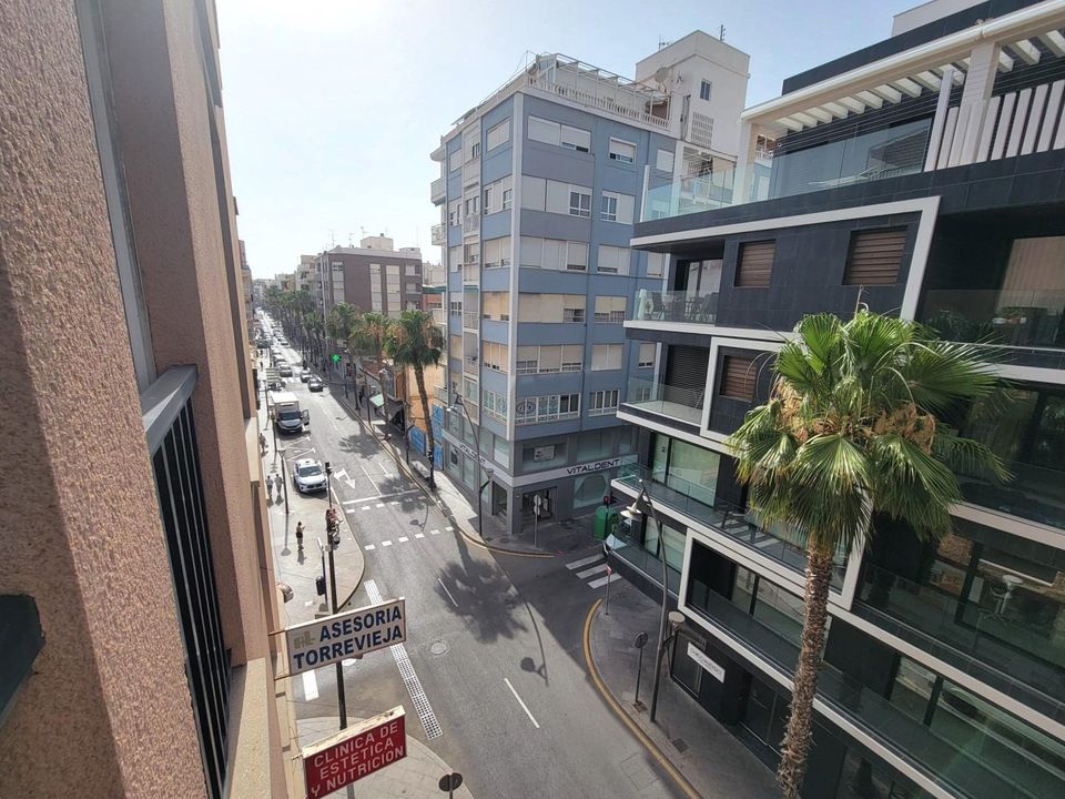 Lejlighed i Torrevieja, Alicante - foto 3