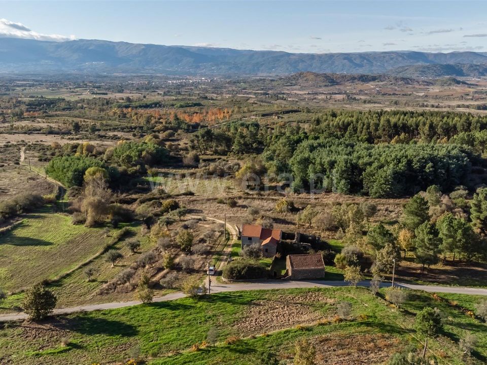Helårsgrund i Belmonte, Castelo Branco - foto 1