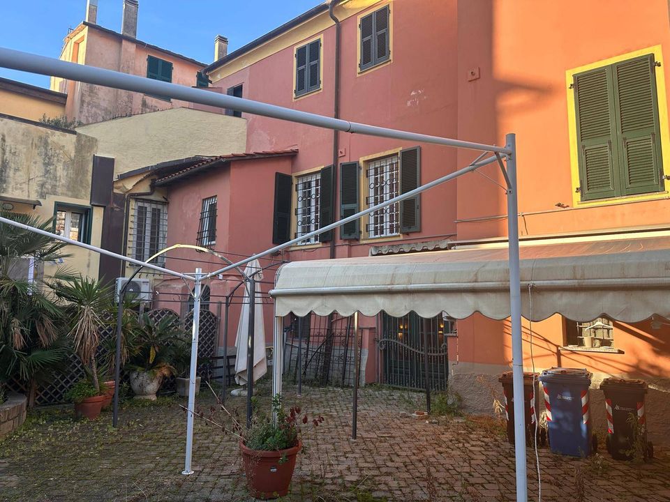 Erhvervsejendom i Santo Stefano Al Mare, Imperia - foto 1