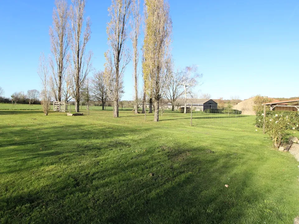 Villa i Cellefrouin, Charente - foto 2