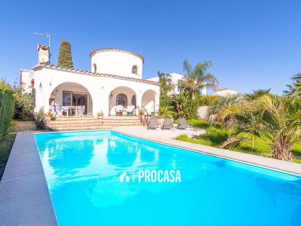Villa i Empuriabrava, Gerona - foto 1