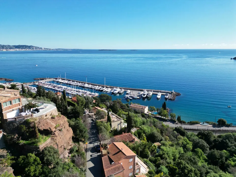 Villa i Theoule-sur-Mer, Alpes-Maritimes - foto 2