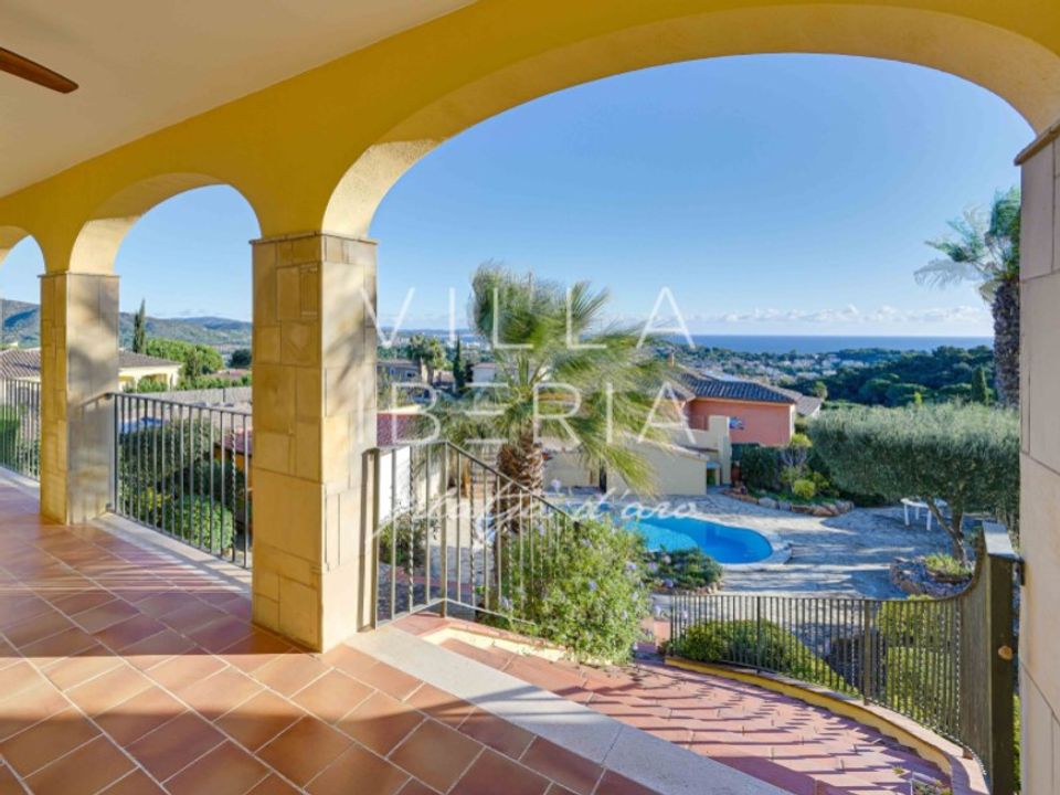 Villa i Sant Pol (Ajuntament La Bisbal), Gerona - foto 2