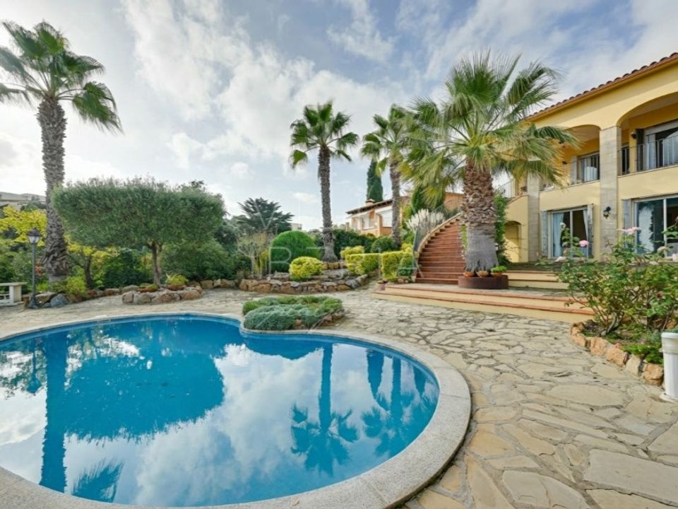 Villa i Sant Pol (Ajuntament La Bisbal), Gerona - foto 4
