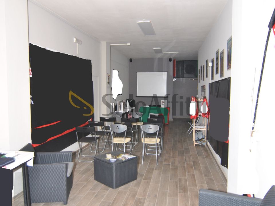 L'establiment comercial a Pontedera, Pisa - foto 2
