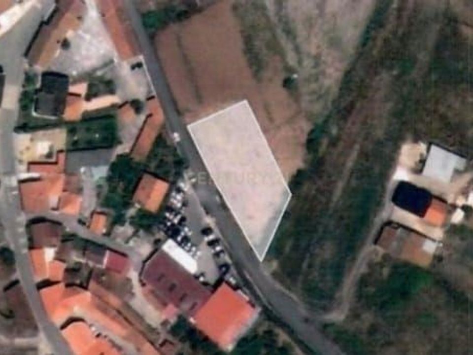 Helårsgrund i Alcobaca, Leiria - foto 1