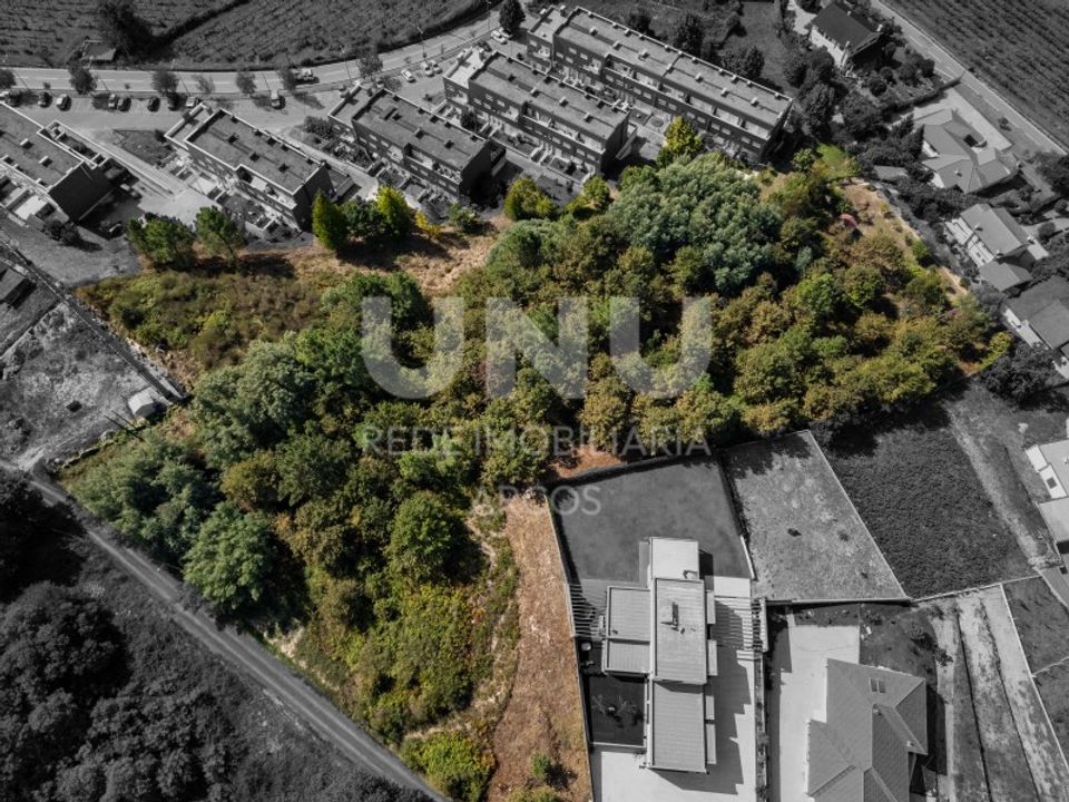 Helårsgrund i Arcos de Valdevez, Viana do Castelo - foto 1