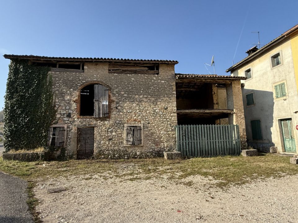 Landejendom i Badia Calavena, Verona - foto 1