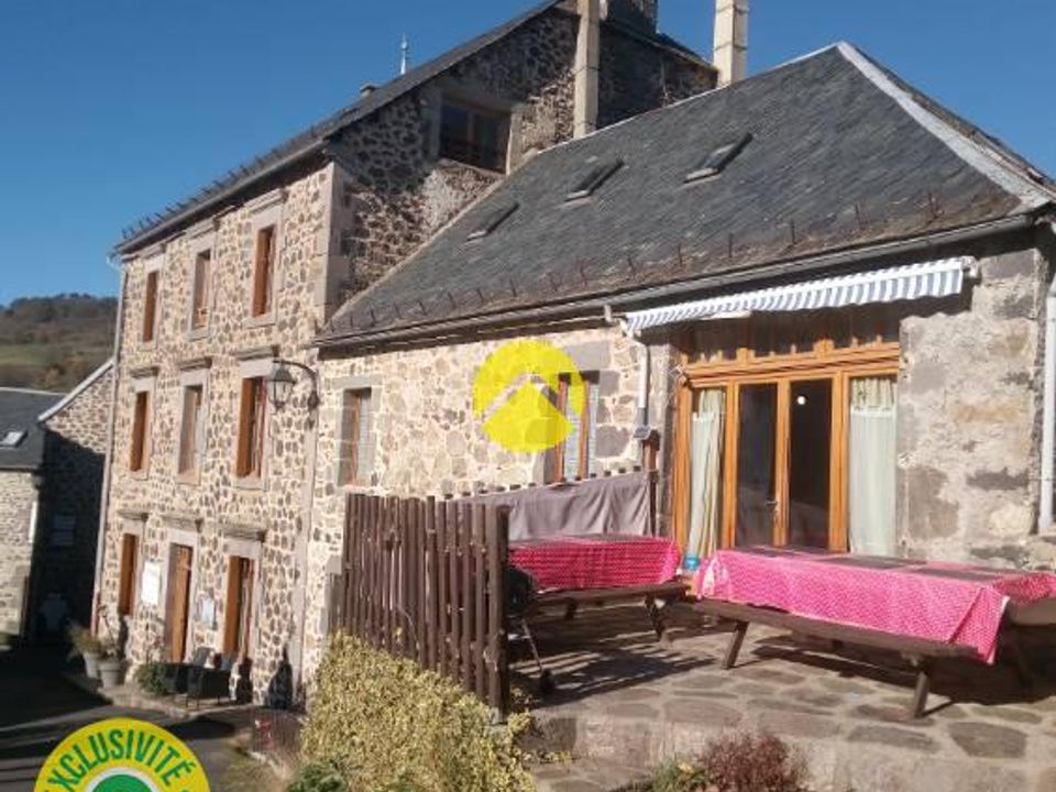 Erhvervsejendom i Massiac, Cantal - foto 3
