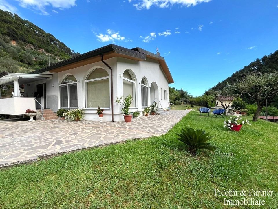 Villa a Massa, Massa and Carrara - foto 3