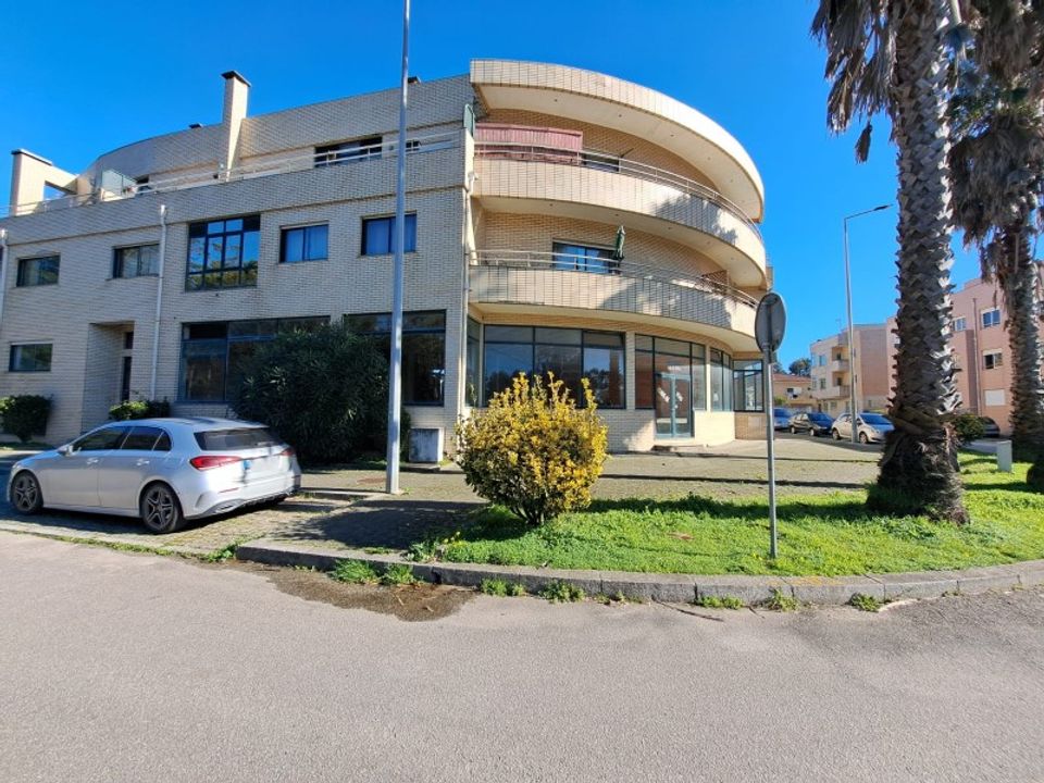 Erhvervsejendom i Madalena, Porto - foto 3