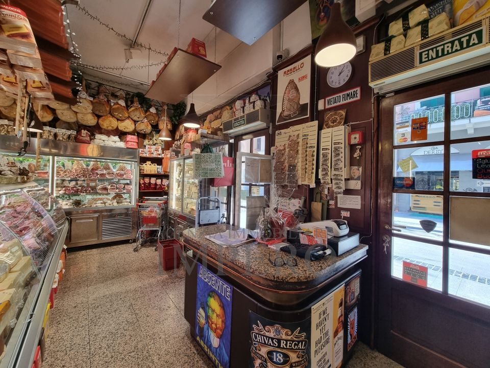 Erhvervsejendom i Ventimiglia, Imperia - foto 2