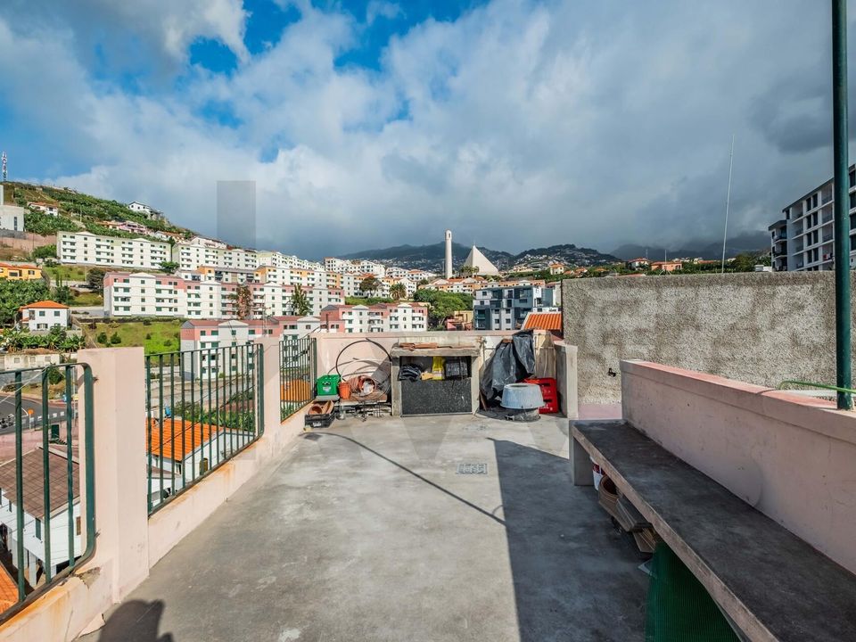 Byhus i Camara de Lobos, Madeira - foto 5