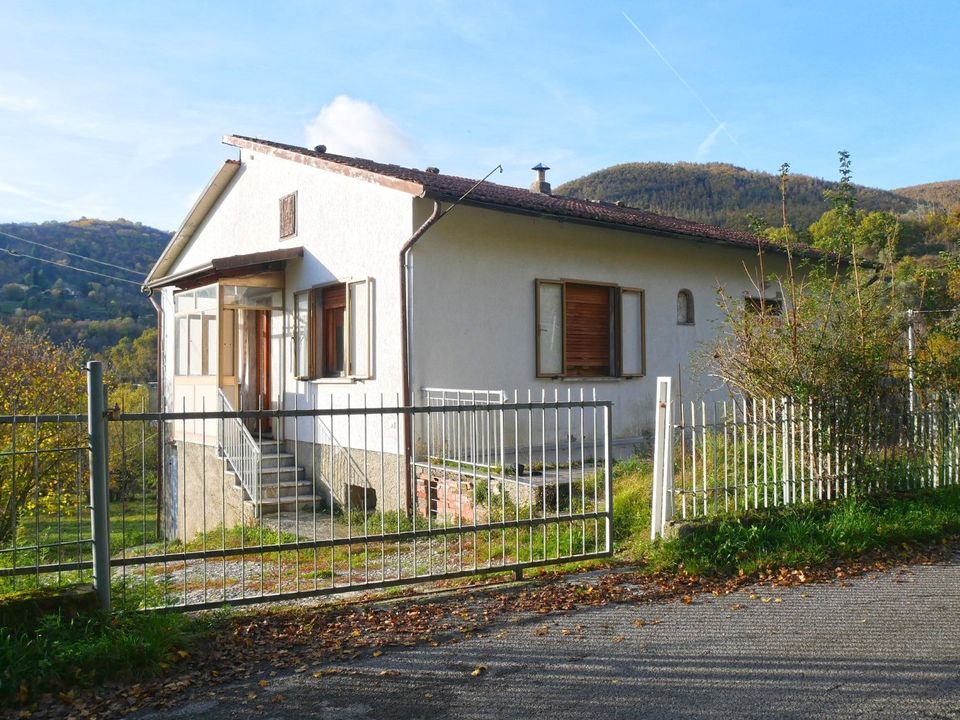 Villa i Casola in Lunigiana, Massa and Carrara - foto 1