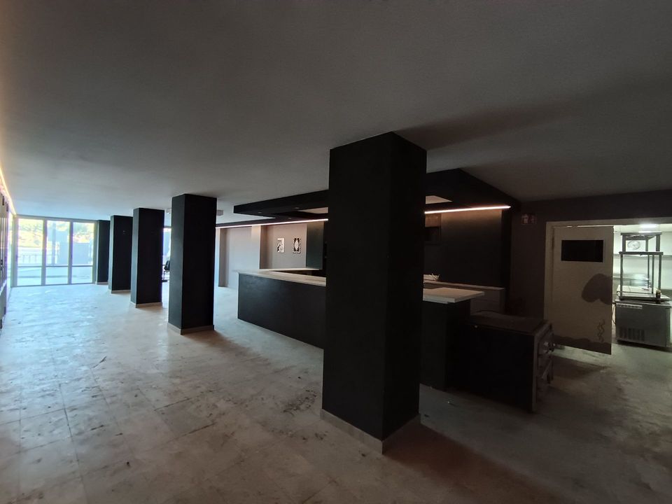 L'establiment comercial a Xeraco, Valencia - foto 3