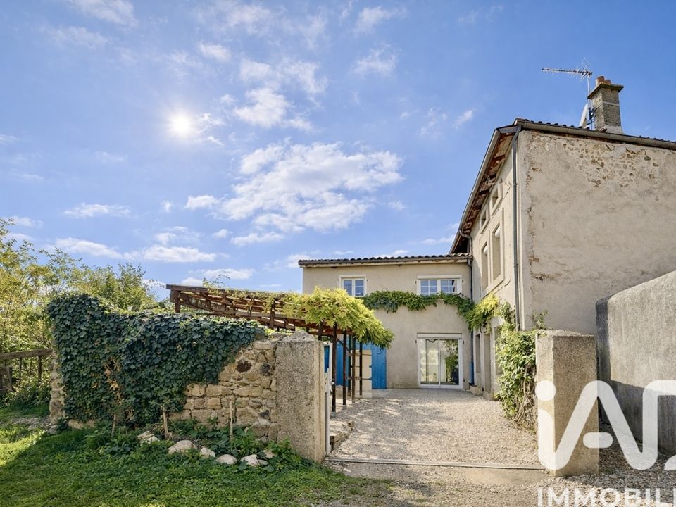 Villa i Saint-Vincent, Haute-Loire - foto 1
