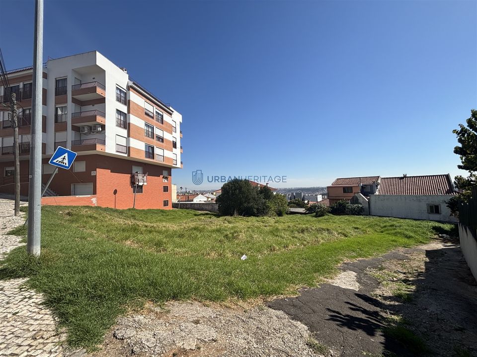 Helårsgrund i Amadora, Lisbon - foto 5