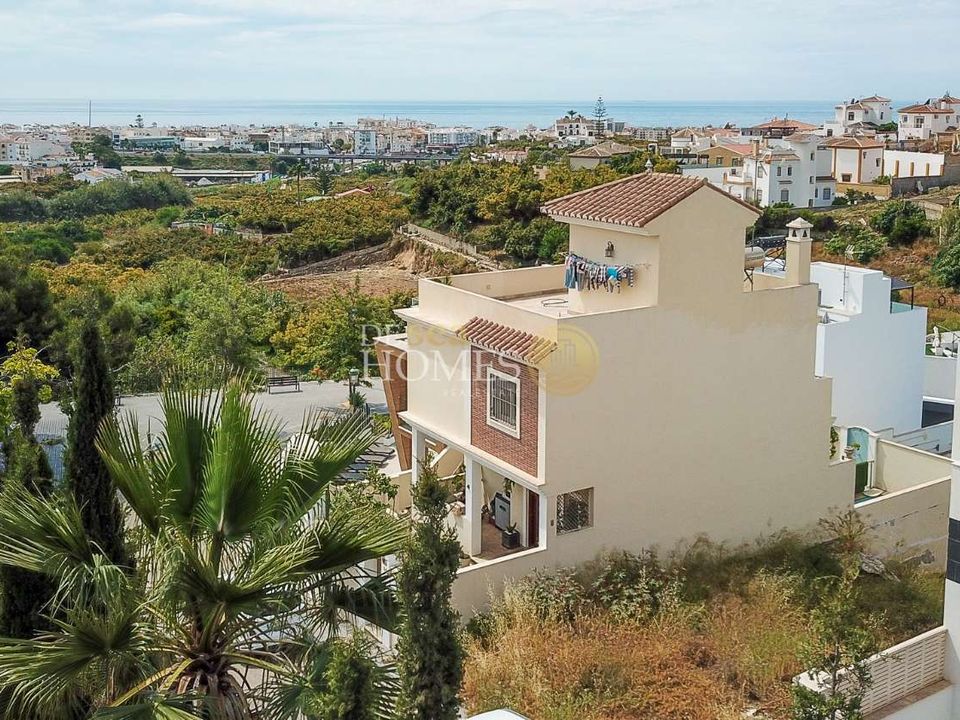 Helårsgrund i Nerja, Malaga - foto 4