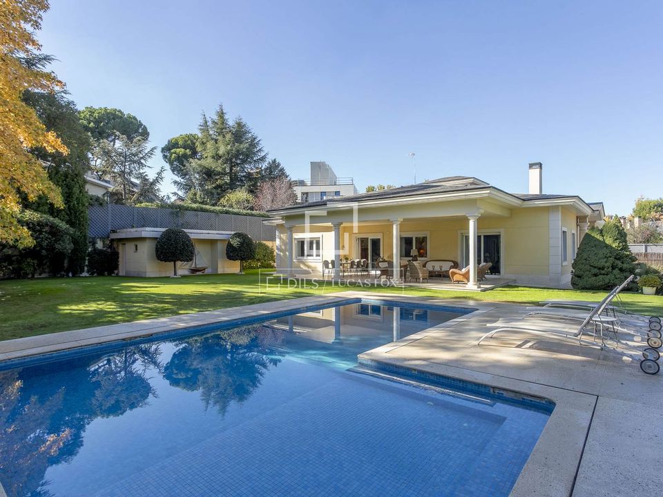 Villa i Madrid, Madrid - foto 1