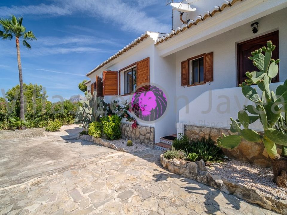 Villa in Javea, Alicante - photo 1