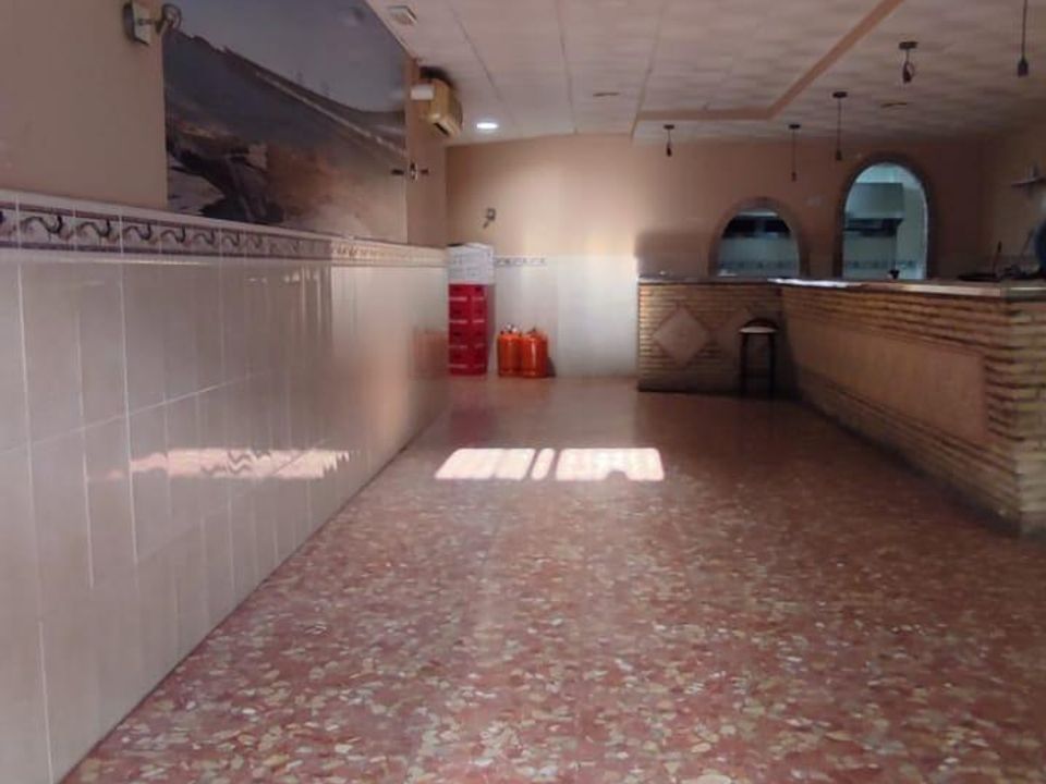 Commercieel vastgoed in Huelva, Huelva - foto 2