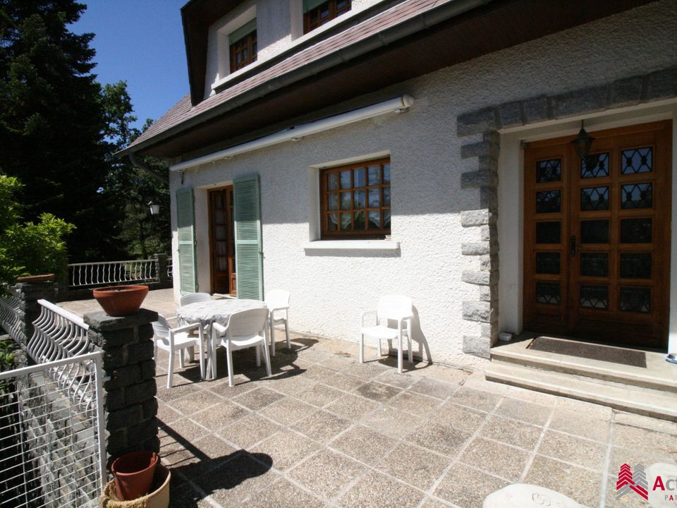 Villa a Aurec-sur-Loire, Haute-Loire - foto 1