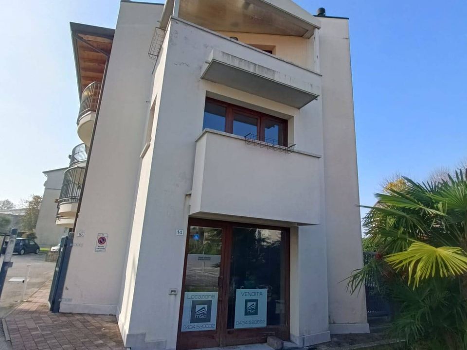 Erhvervsejendom i Pordenone, Pordenone - foto 1