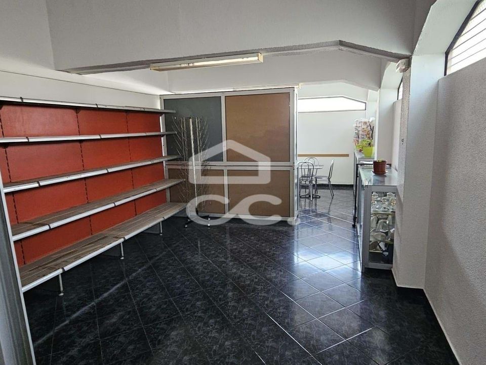 Erhvervsejendom i Loures, Lisbon - foto 2