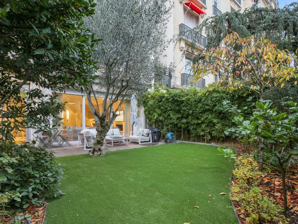 Lejlighed i Neuilly-sur-Seine, Hauts-de-Seine - foto 1