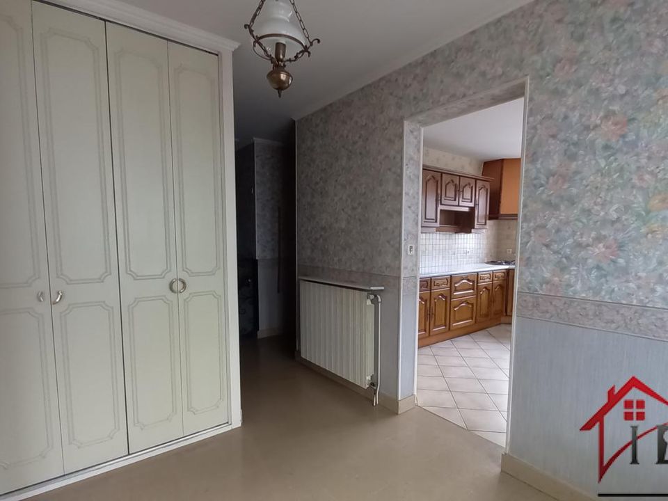 Byhus i Lons-le-Saunier, Jura - foto 2