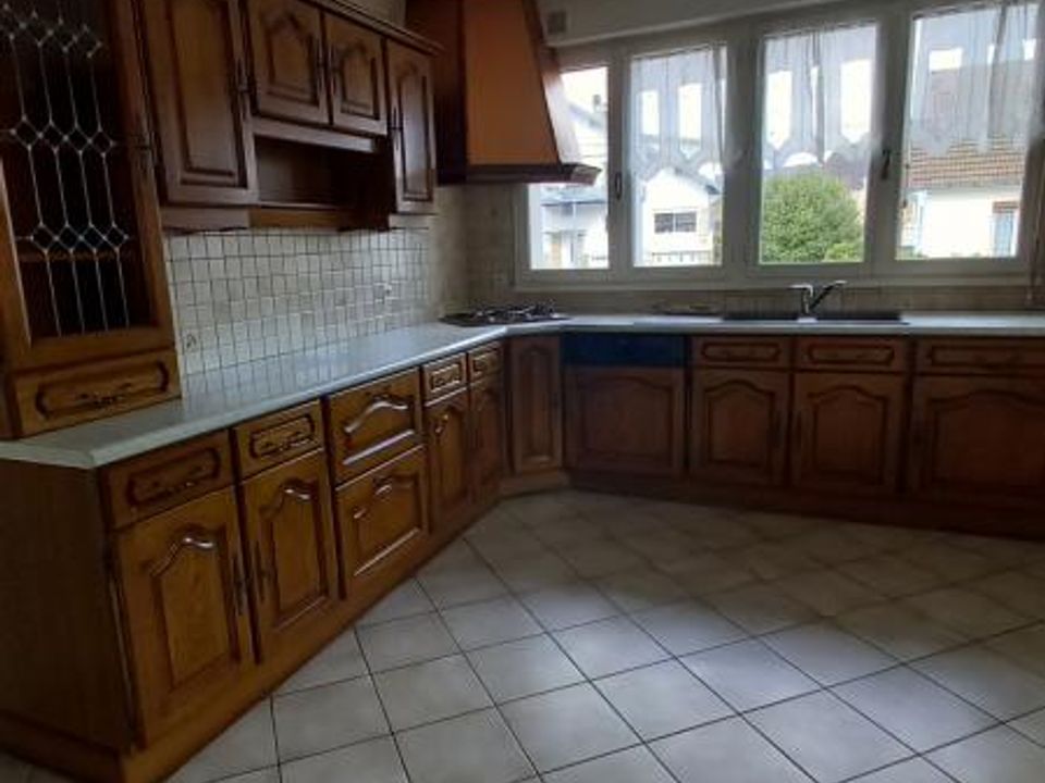 Byhus i Lons-le-Saunier, Jura - foto 3