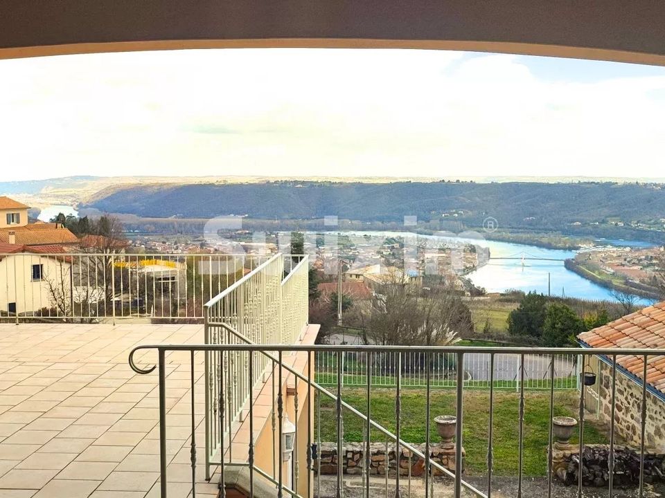 Landejendom i Condrieu, Rhone - foto 1