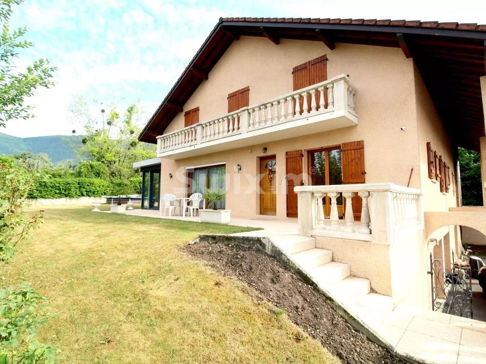 Villa i Archamps, Haute-Savoie - foto 1
