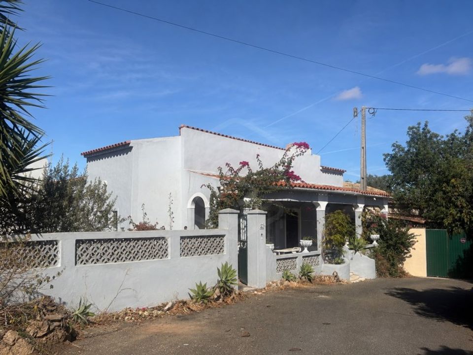 Casa unifamiliar a Benafim, Faro - foto 1