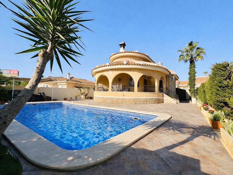 Villa i Benijofar, Alicante - foto 1