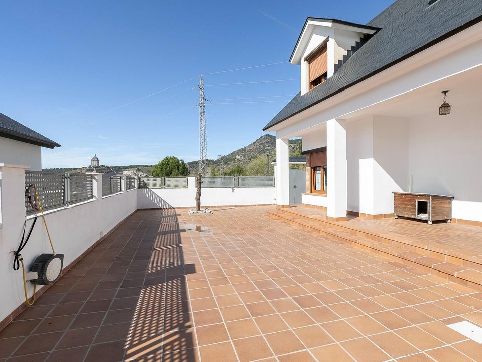 Villa en Huetor De Santillan, Granada - foto 3
